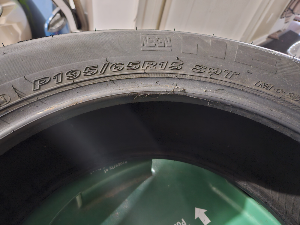 Nexus ture 195/65/15 - photo 2