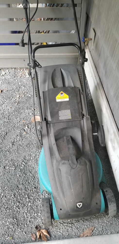 electric power lawn mower - photo 3