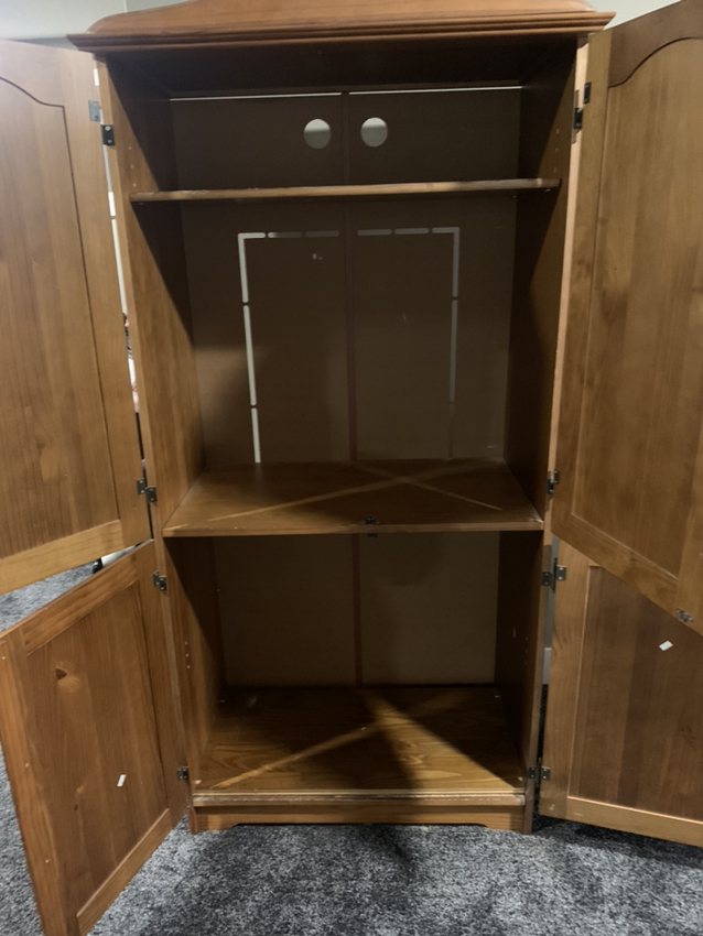 Wood solid  armour cabinet w/ shelves - photo 2