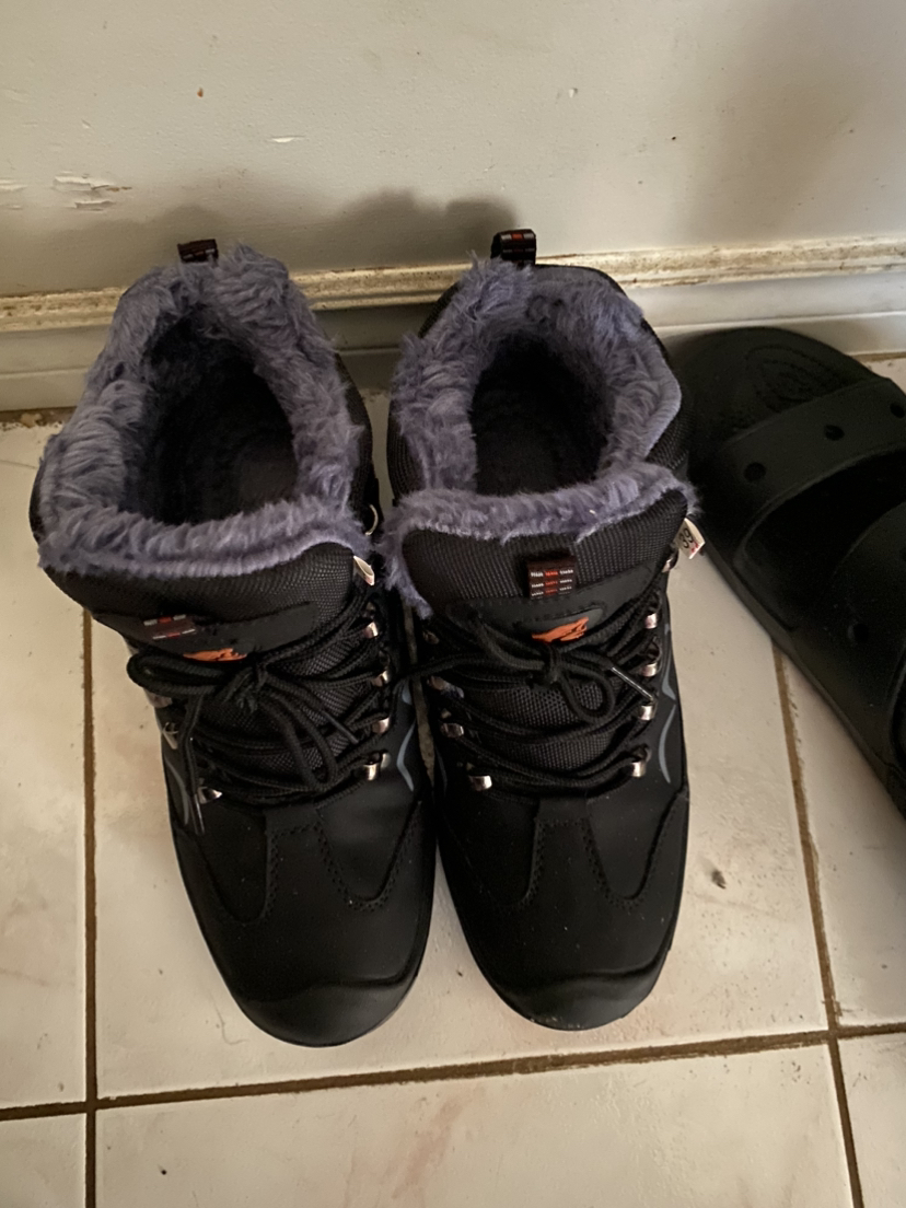Waterproof boots thumbnail