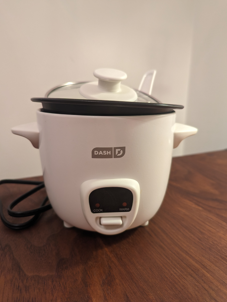 Mini rice cooker thumbnail