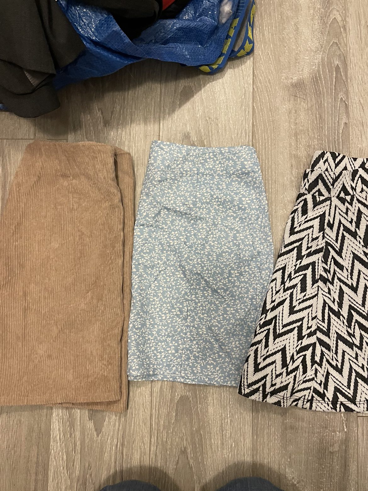 Skirts thumbnail
