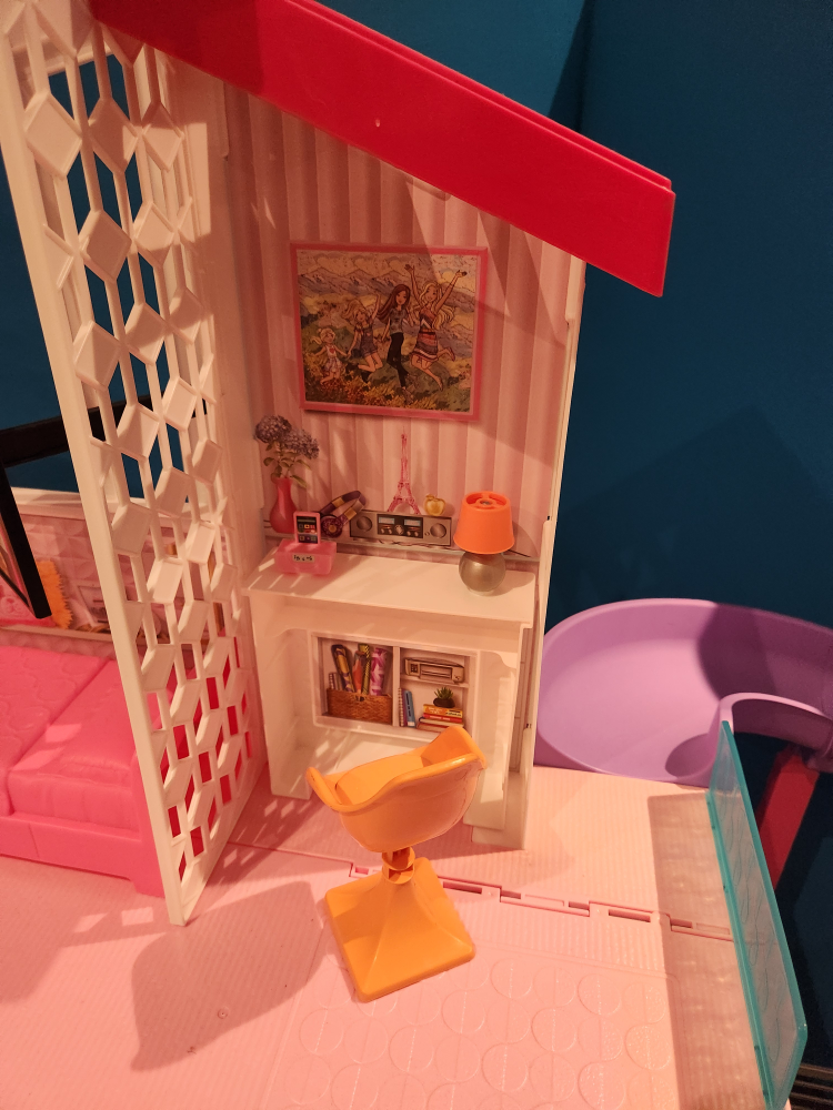 Barbie Dream House image indicator(7)