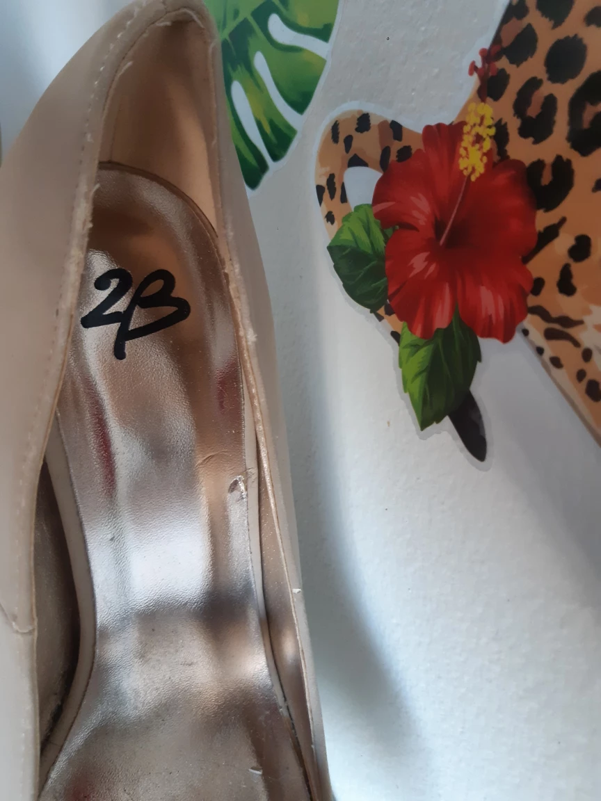 High-heel Shoes - photo 2