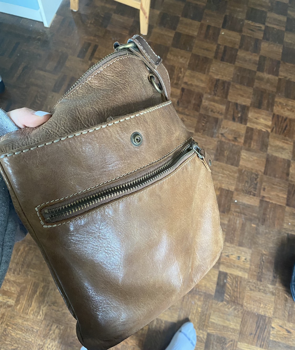 Roots Side Purse leather