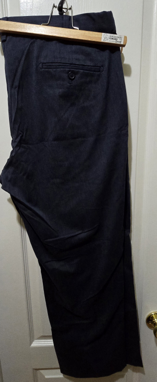 Kirkland Brand Mens Dress Pants - Size 40x30 image indicator(3)