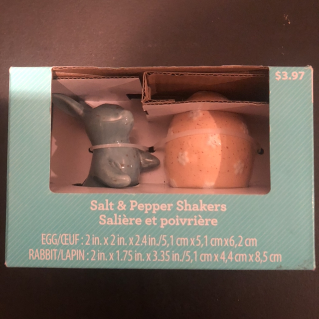 Easter Salt and Pepper Shakers image indicator(2)