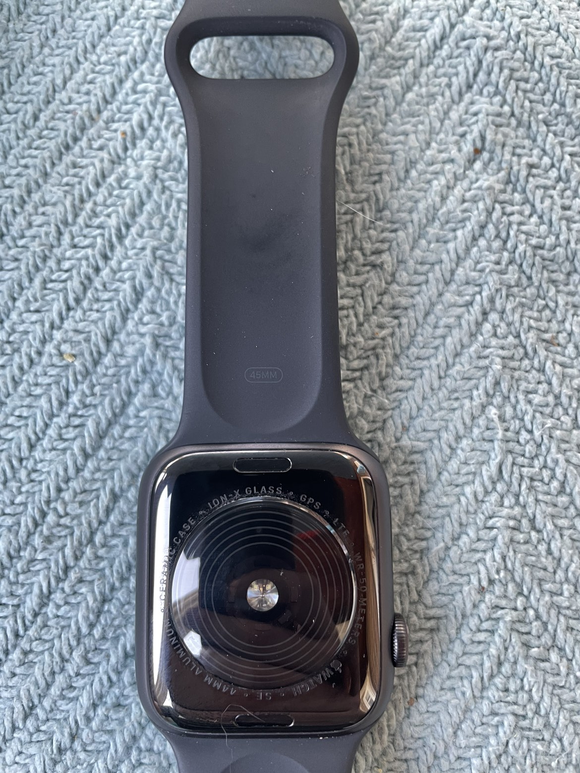 Apple Watch SE Cellular 44mm Large with Charger and Band - photo 2