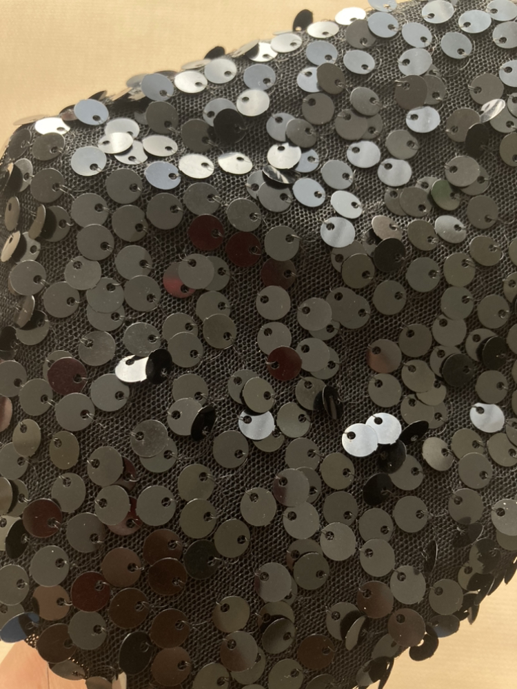 Sequin beanie image indicator(2)