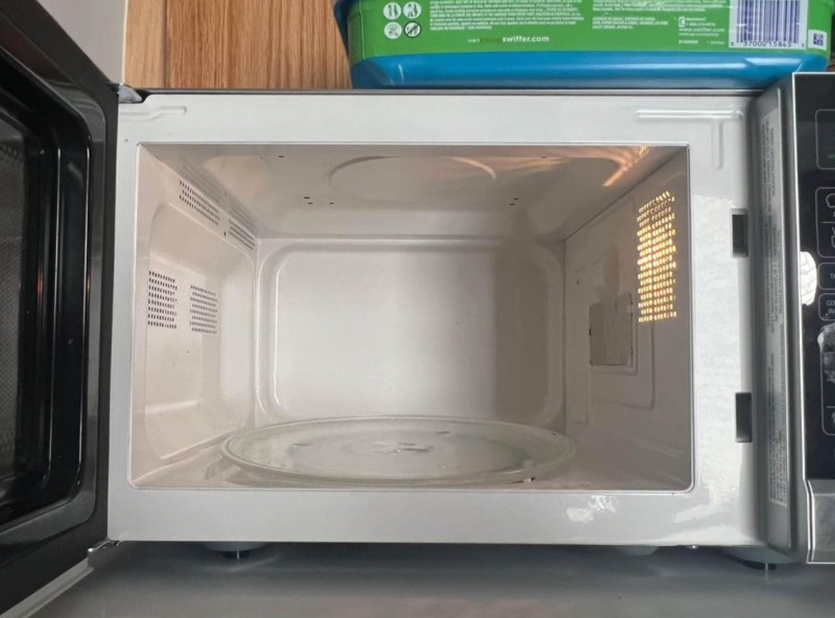 PC Microwave - photo 2