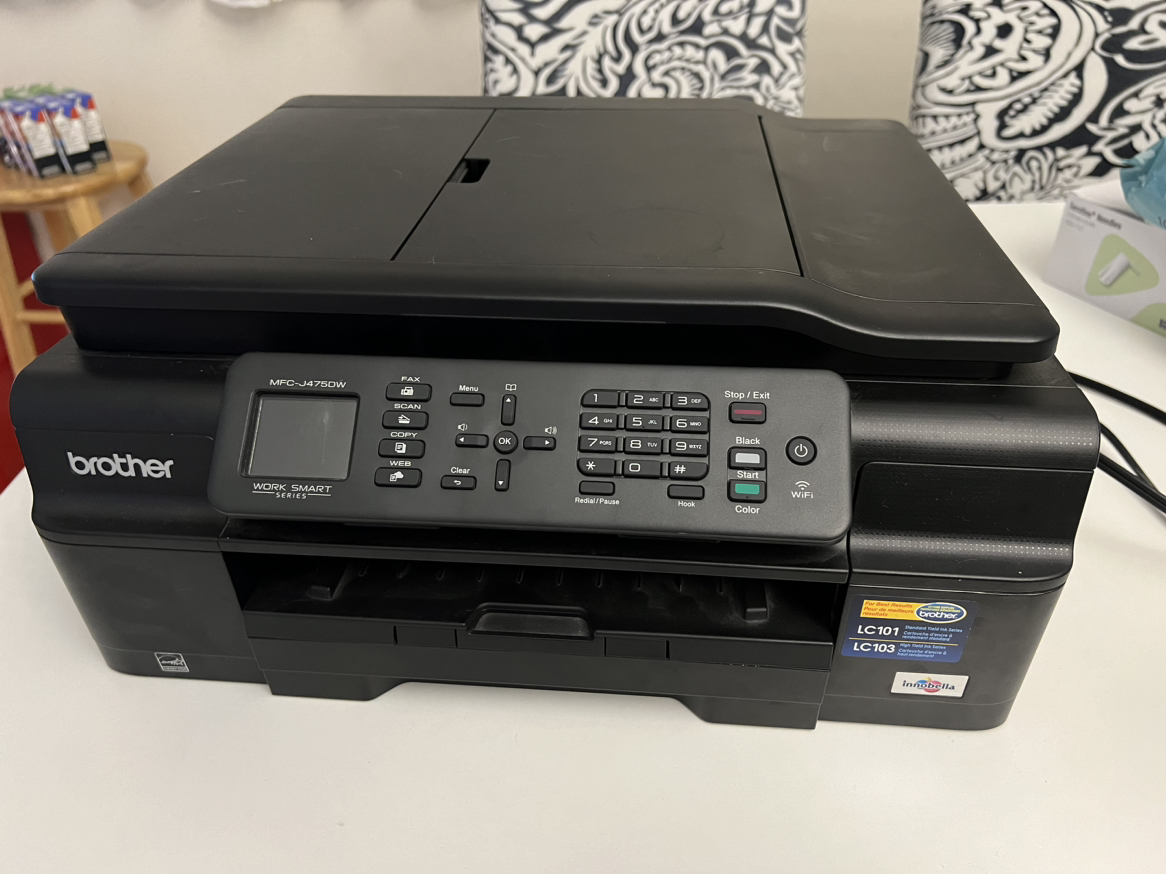 Brother MFC-J475DW - photo 2
