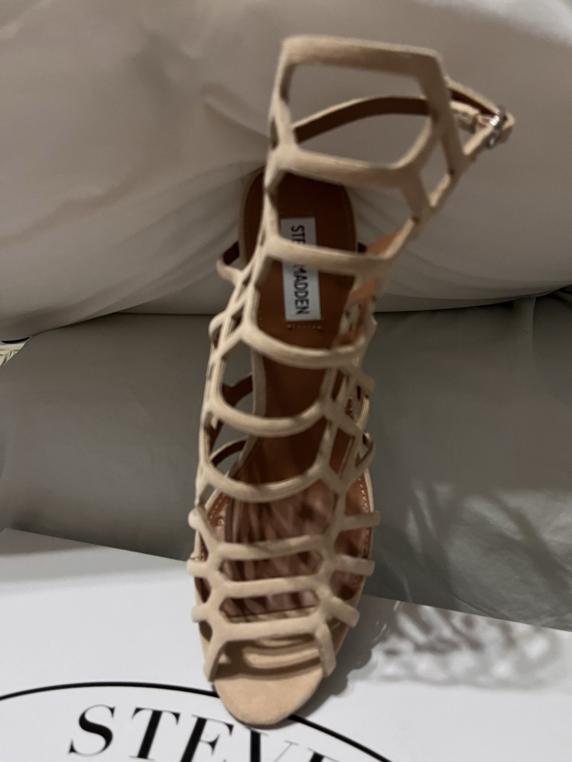 BNIB Steve Madden women’s high heel shoes image indicator(2)