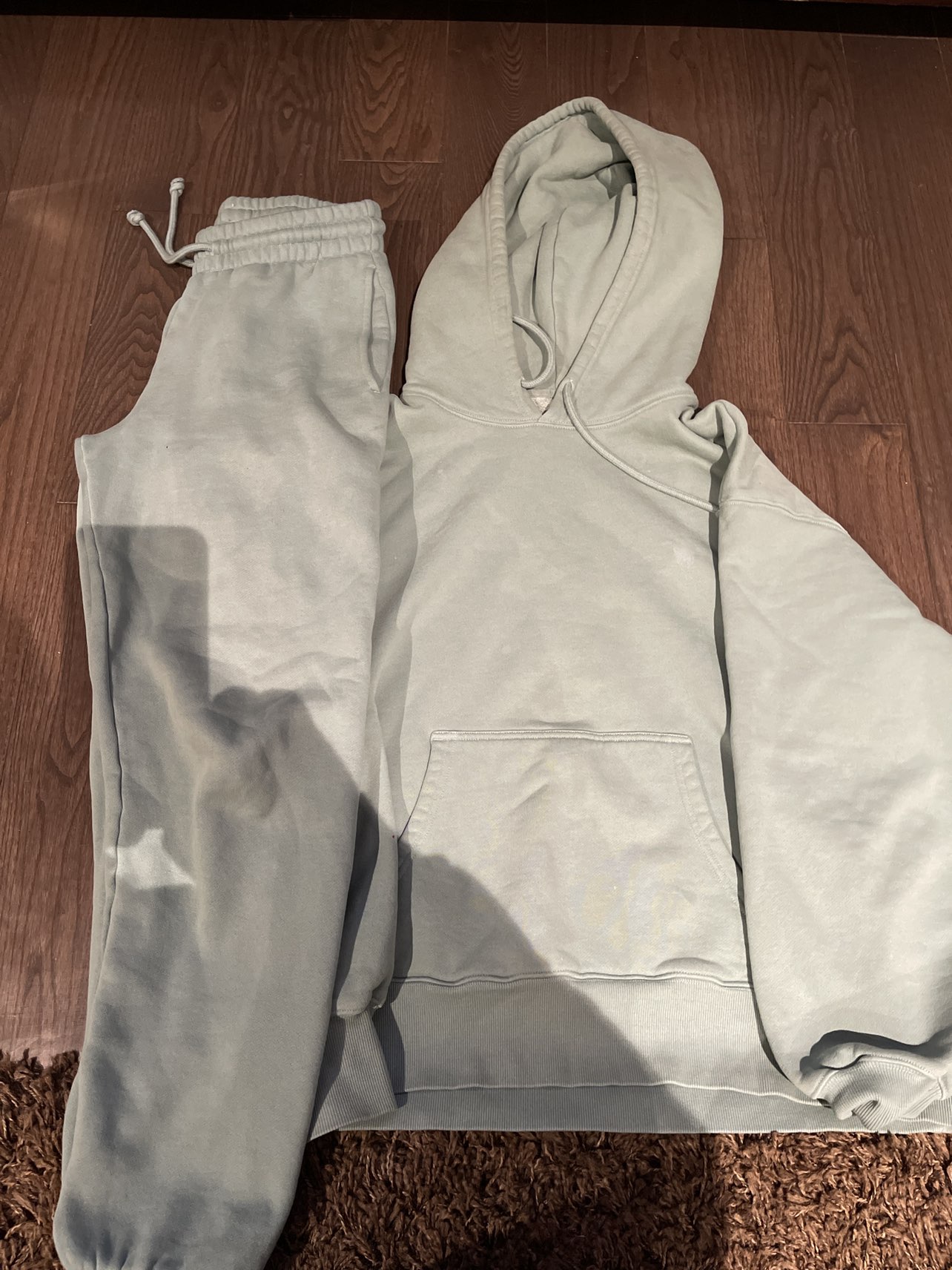 Sweatpants&sweatshirt set thumbnail