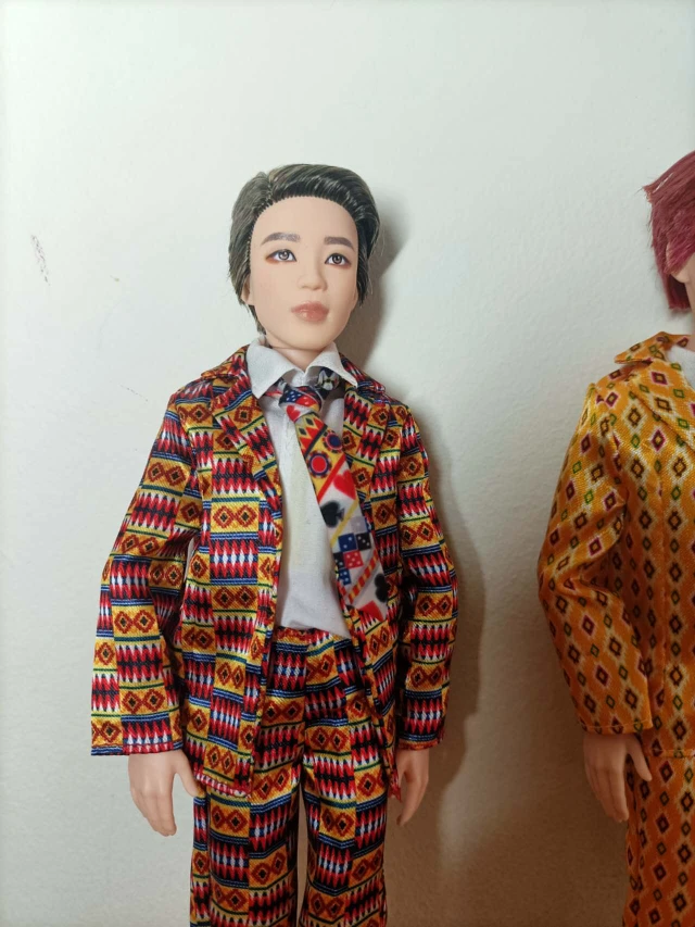 ‼️MOVING SALE‼️ BTS Dolls - photo 2