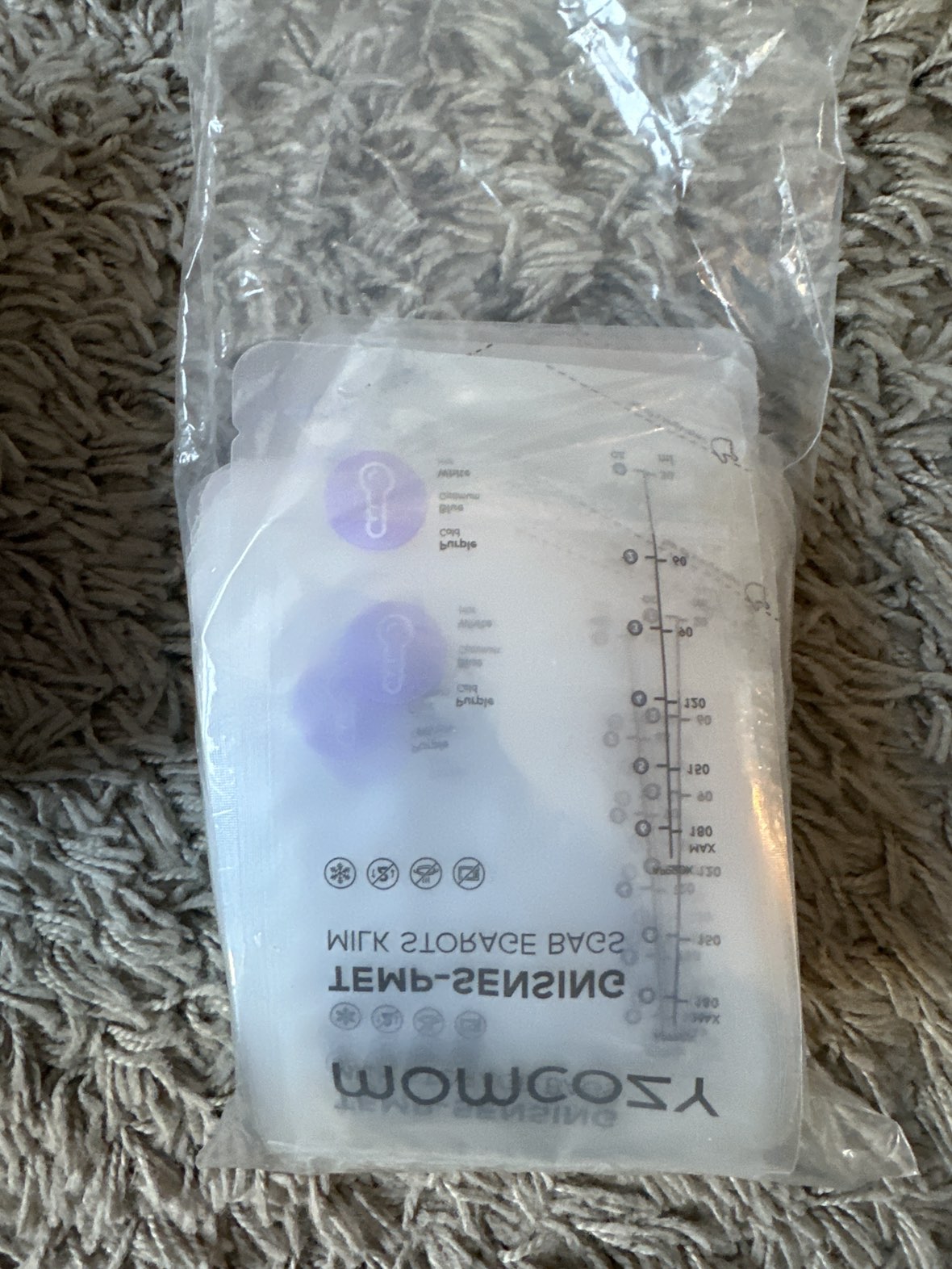 Lots of Breast Milk Storage Bags image indicator(3)