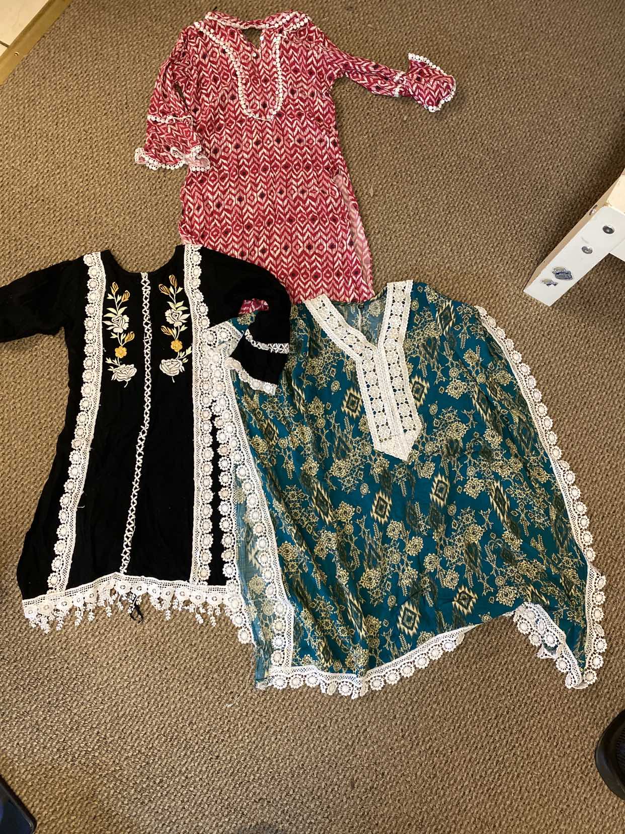 Girls tops #freecycle thumbnail