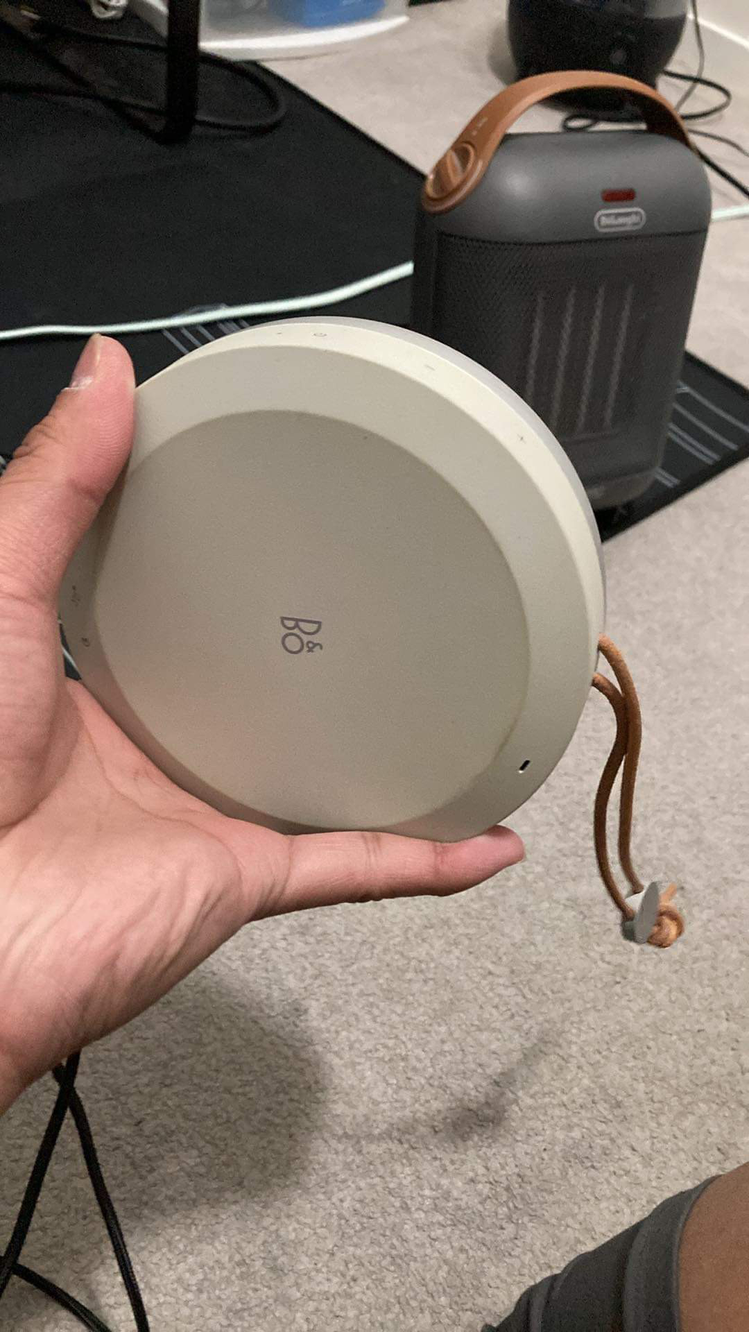BEOSOUND A1 2ND GEN    Waterproof Bluetooth speaker - photo 3