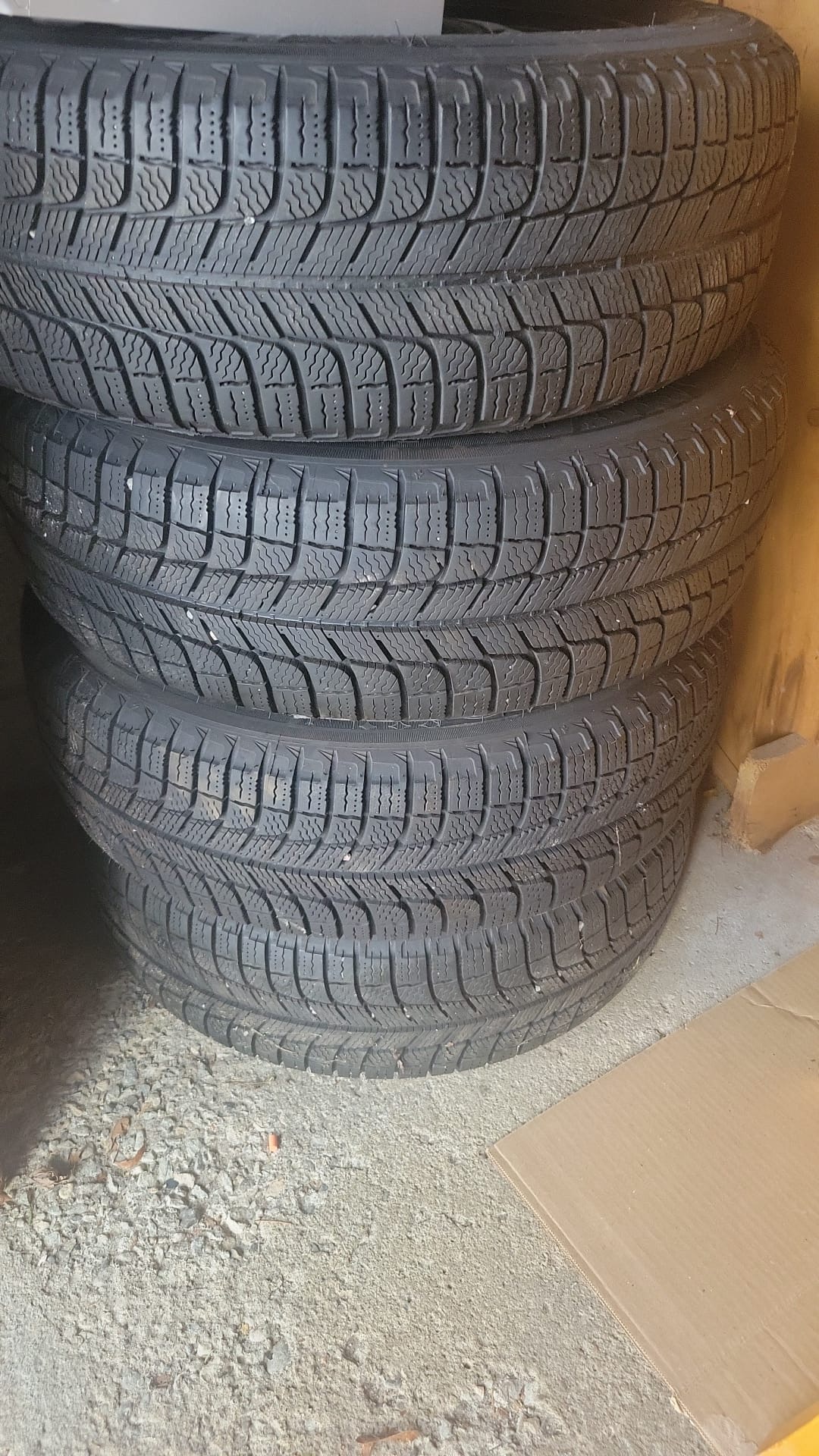 Tires. Snow