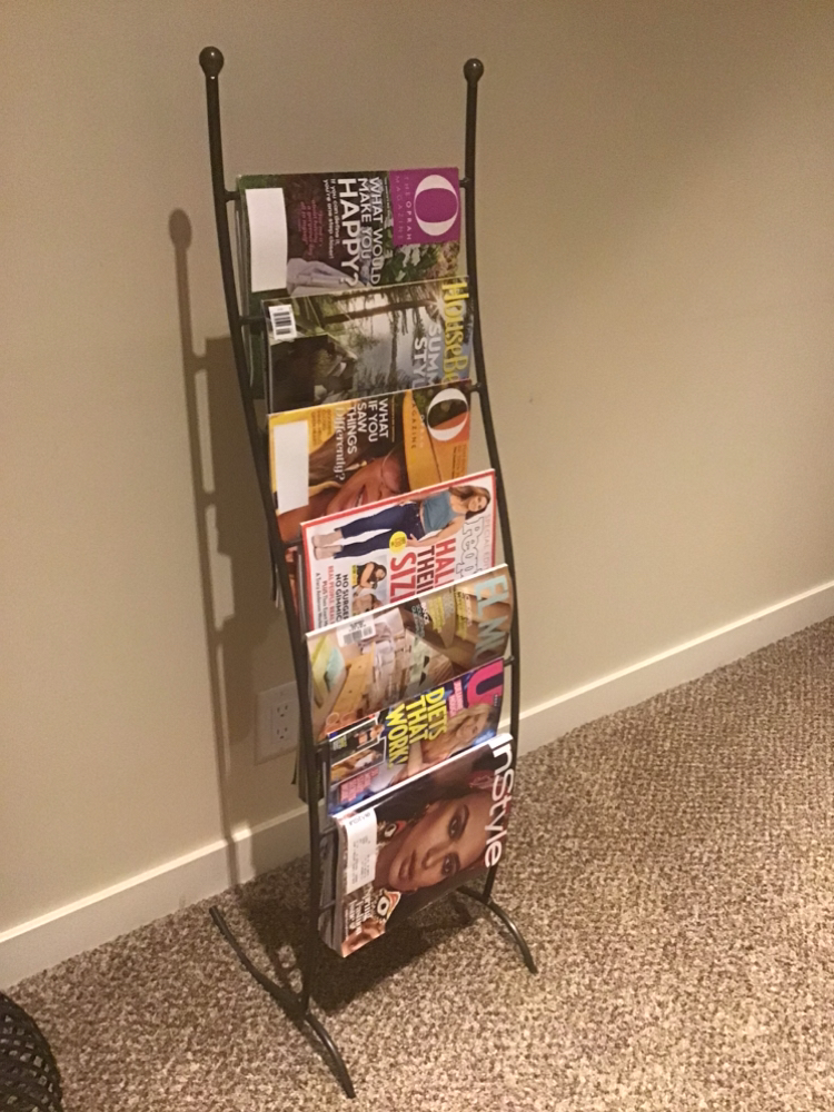 Stylish brushed chrome magazine rack - photo 2