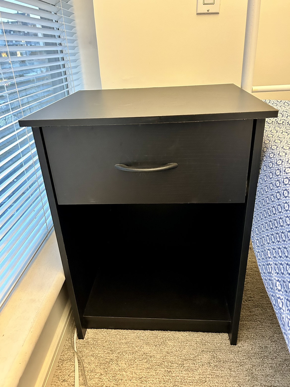 (Qty : 2) Nightstands set of 2, dark brown, with drawer