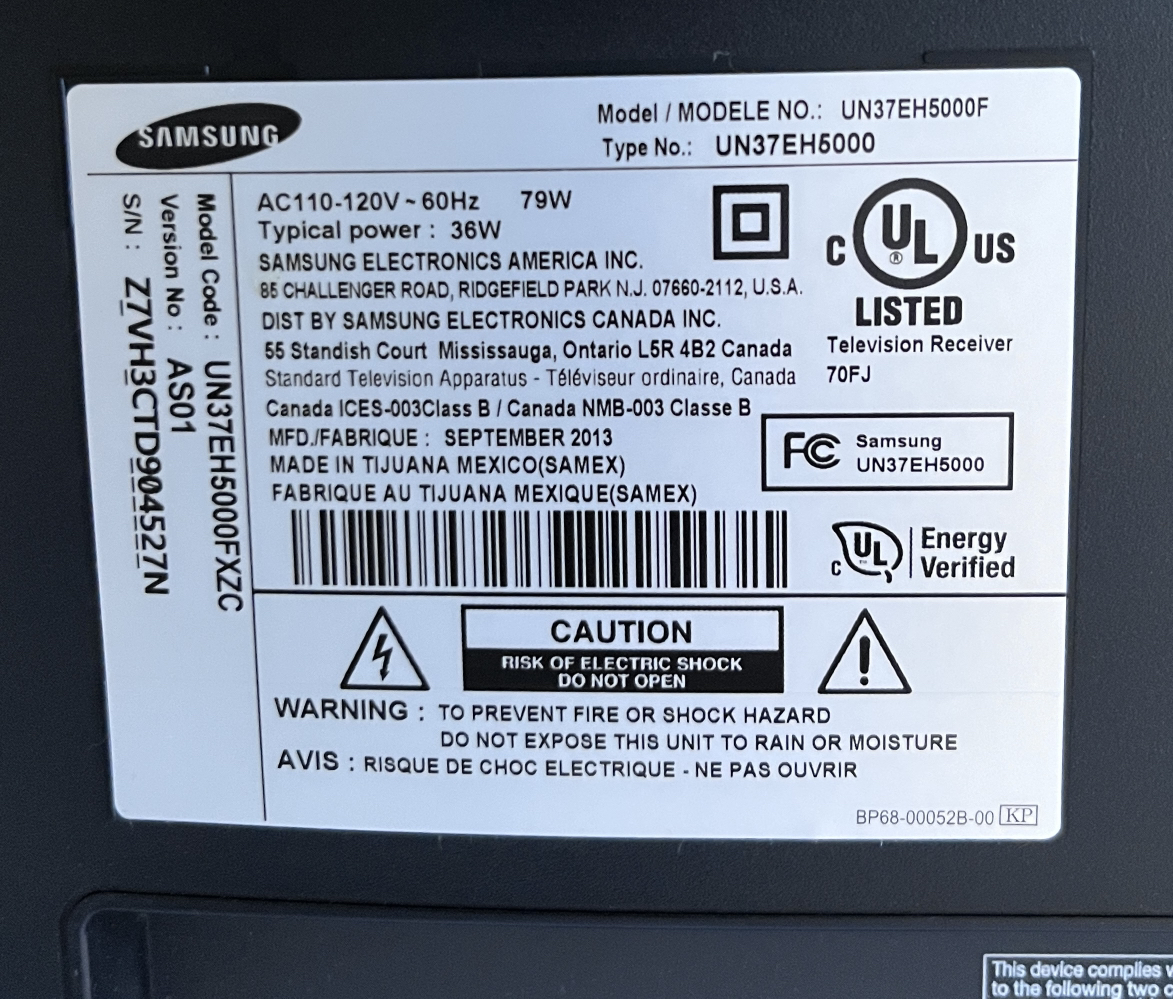 Samsung 32" TV for sale with free Apple TV Device. - photo 2