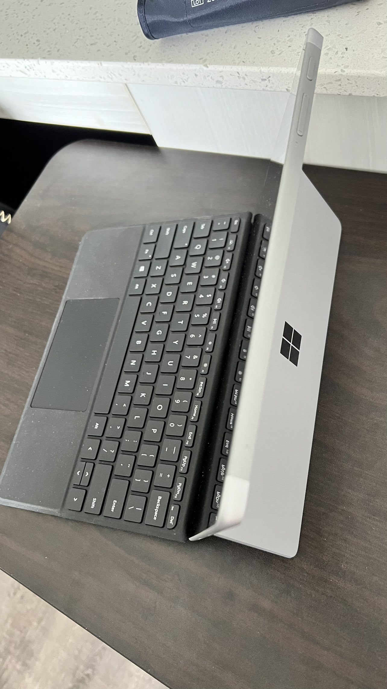 Microsoft Surface Go 2 almost 100% new image indicator(2)