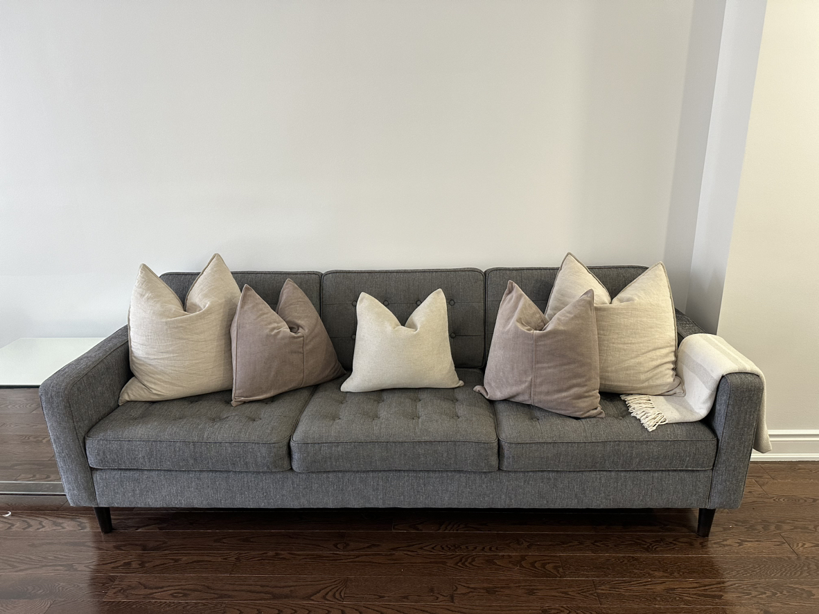 EQ3 Reverie Mid-Century Modern Sofa image indicator(2)