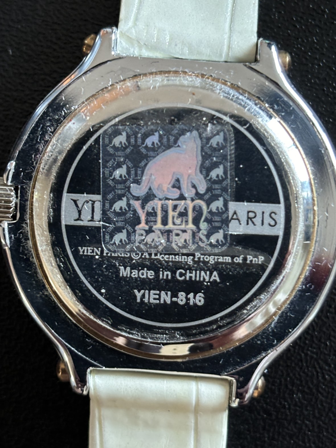 Yien Paris ladies wrist watch. New but needs battery image indicator(2)