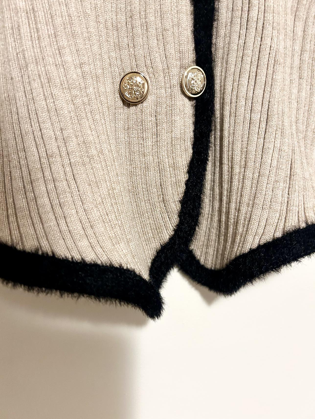Cream Colour Knit Sweater - photo 3