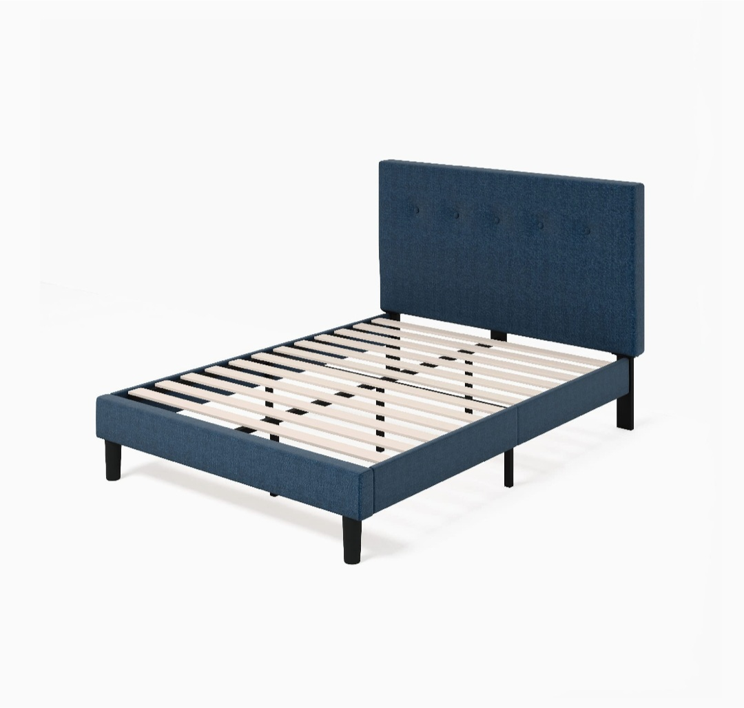 [MOVE OUT SALE] Zinus queen platform bed frame