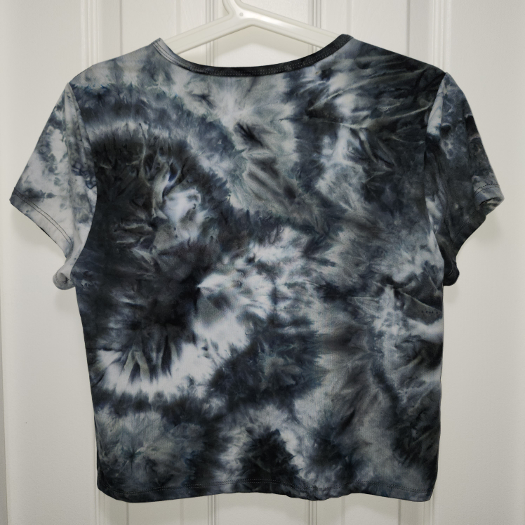 #L AÉROPOSTALE CROP TOP.  *I'M NOT SHY. I JUST DONT LIKE YOU. image indicator(2)