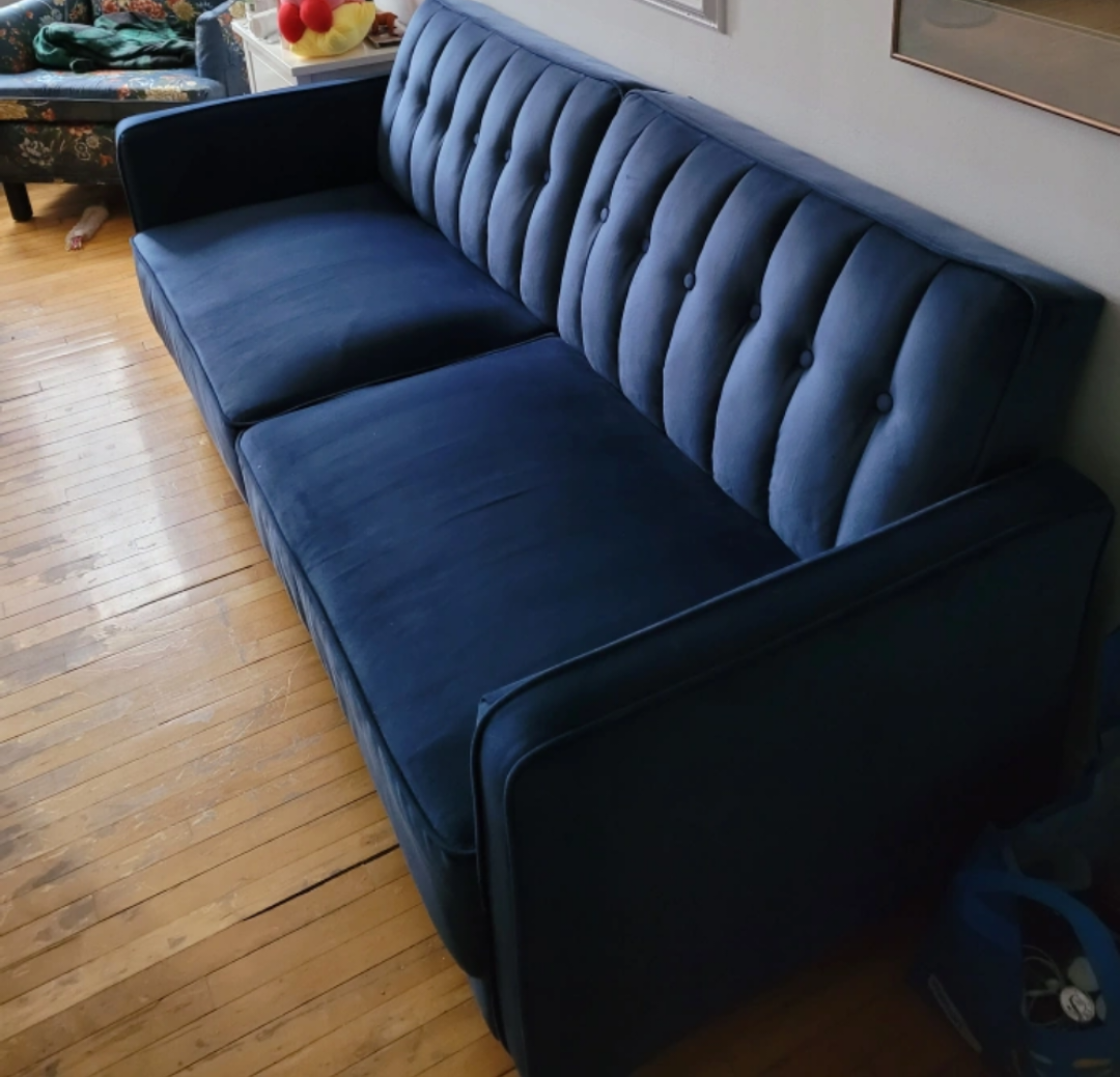Beautiful Fold Out Velour Couch 🥕 MUST GO!!! image indicator(2)