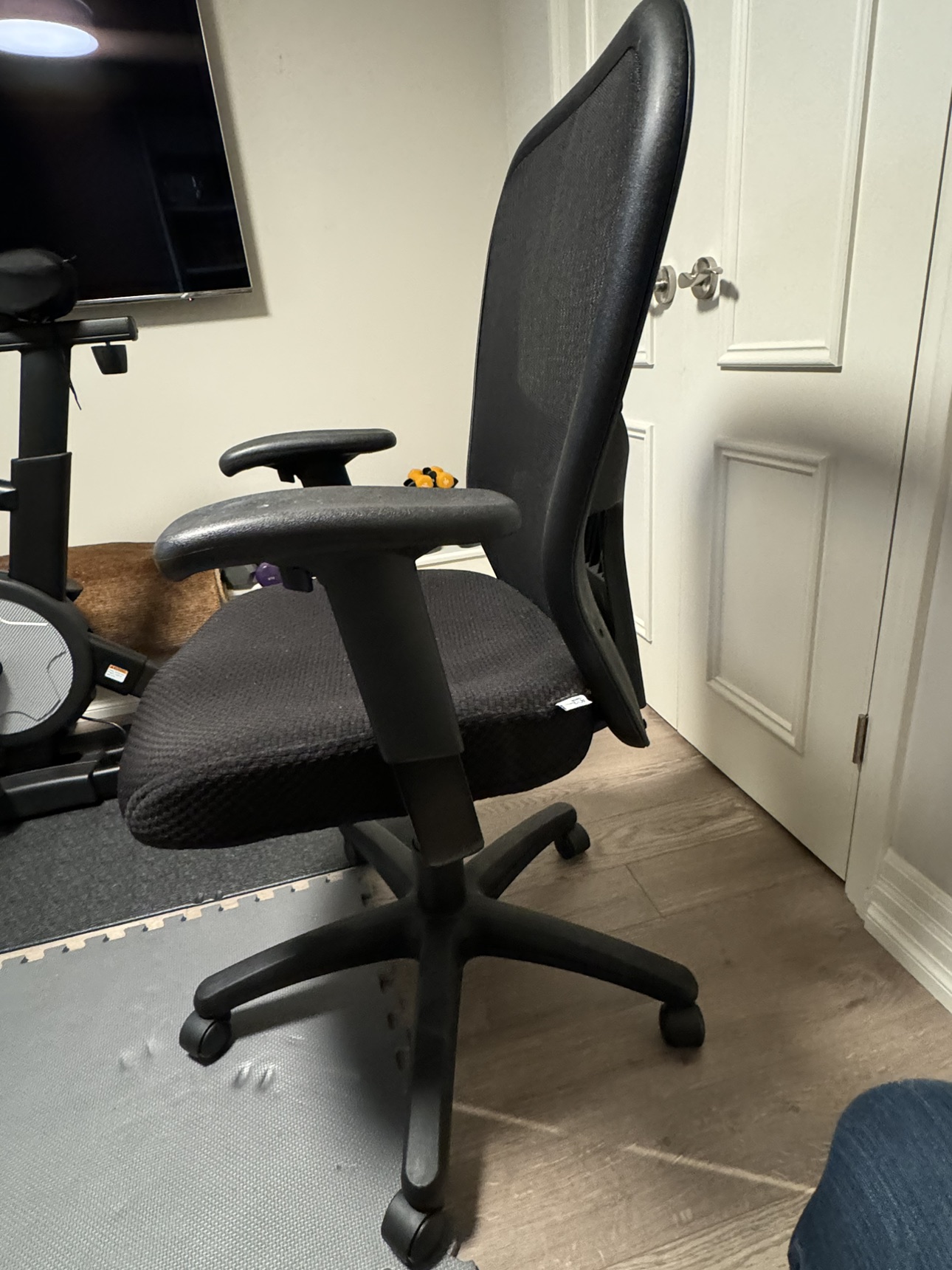 Office Chair - photo 2