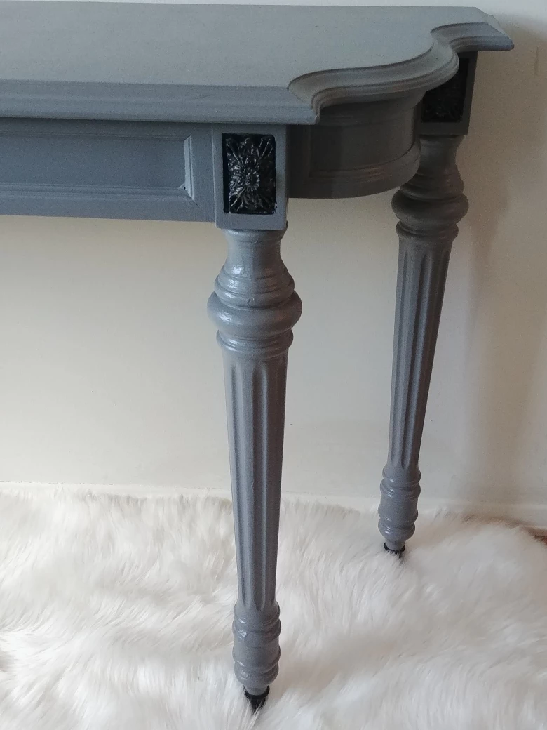 Sofa/Hall Table - photo 3