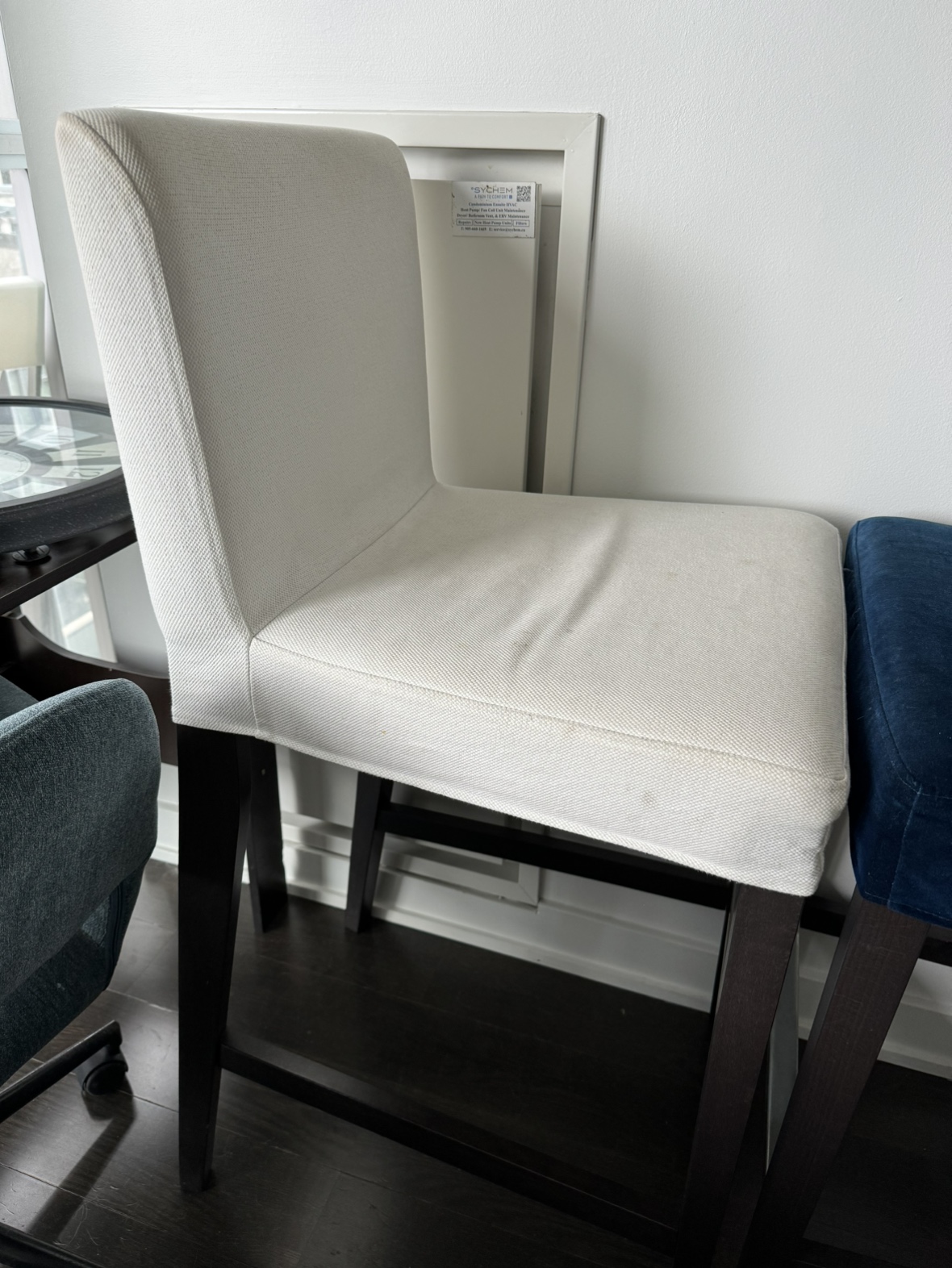 2 Bar Chairs 🥕