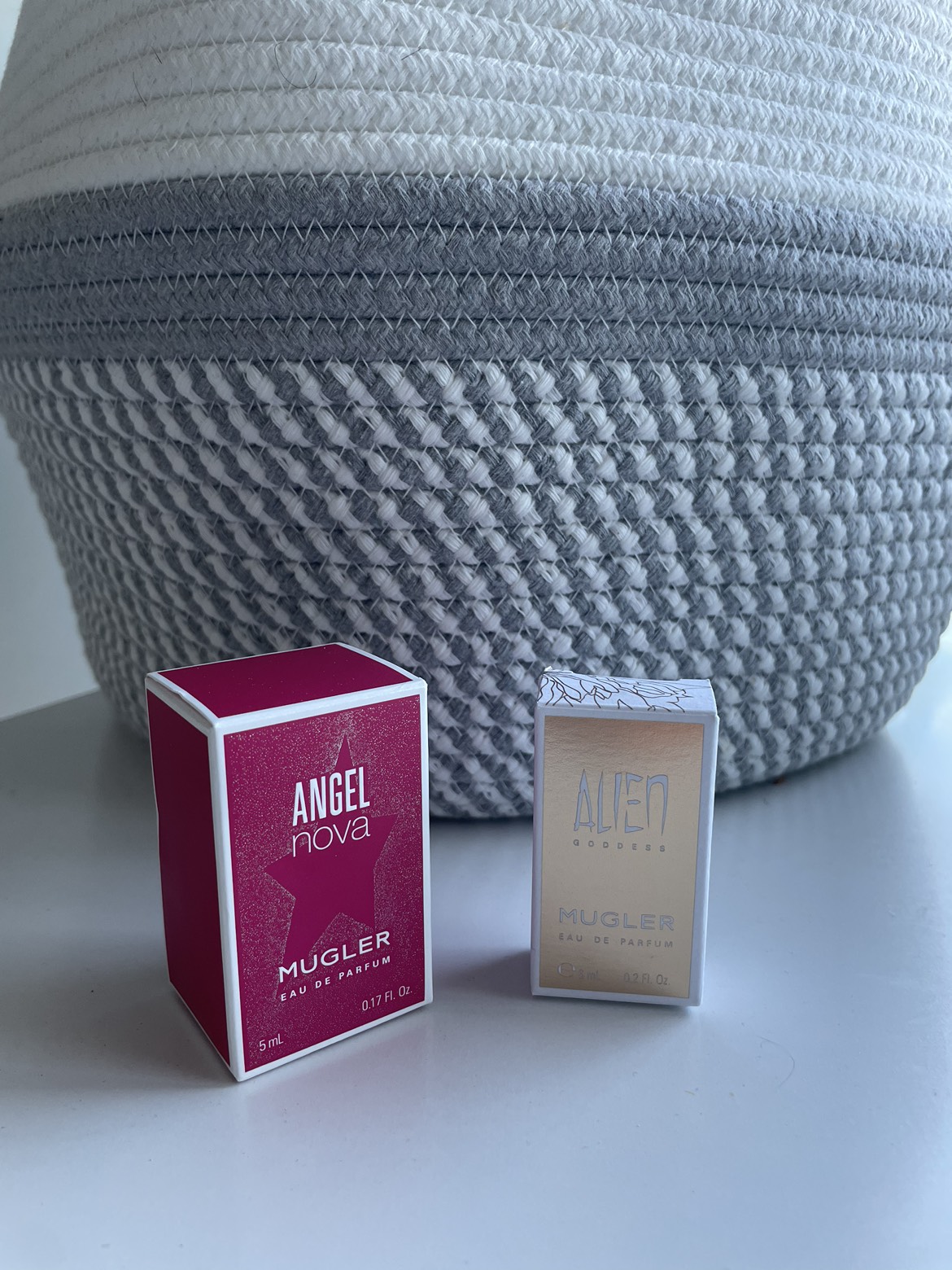 Angel by Mugler - 2 Samples thumbnail