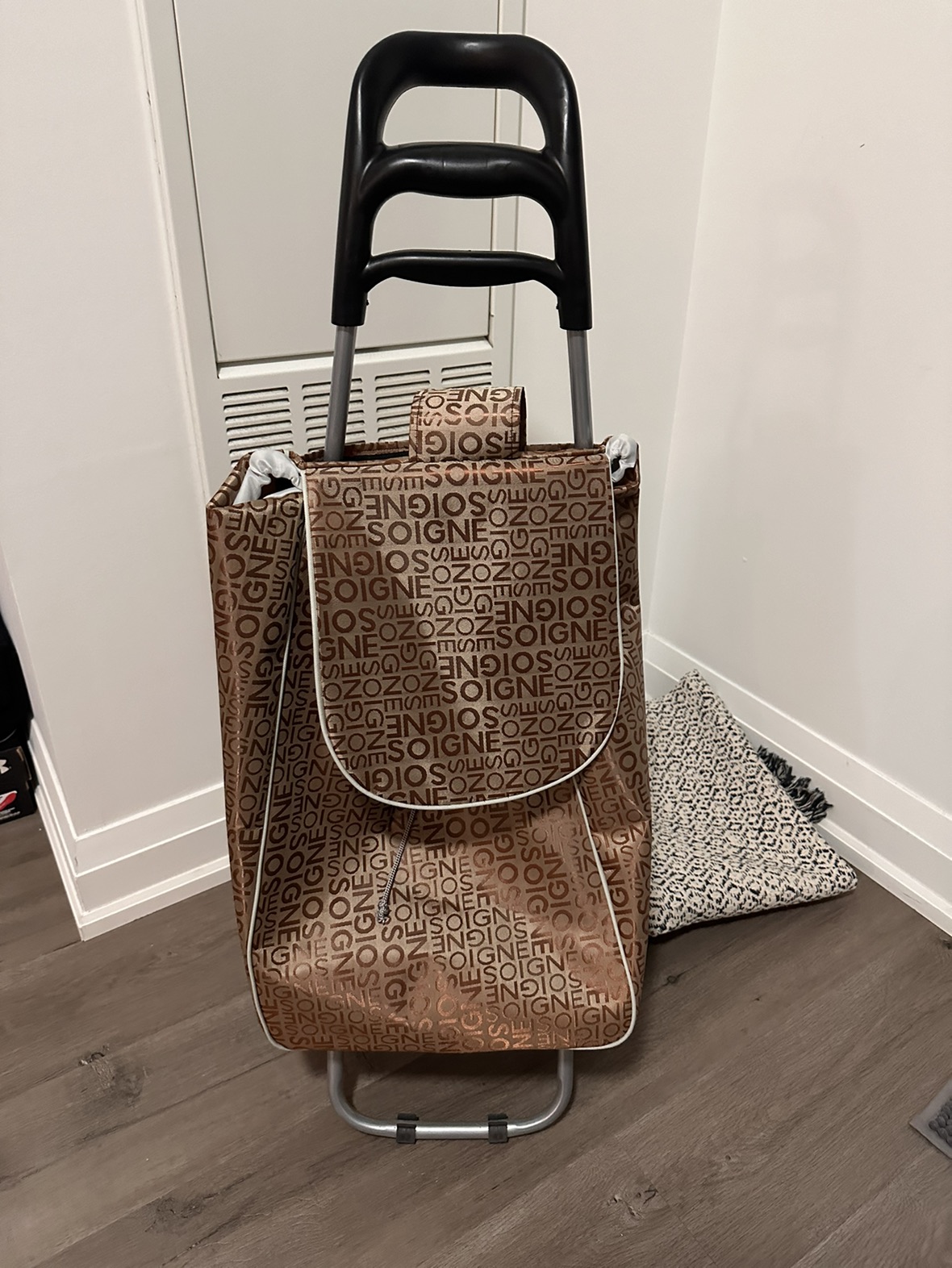 Grocery Trolley Bag thumbnail