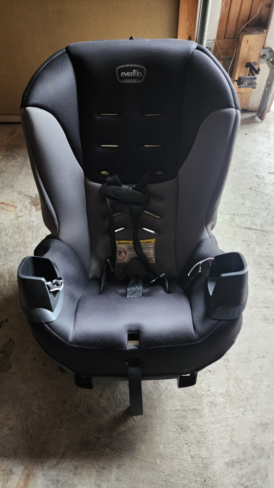 Evenflo convertible car seat