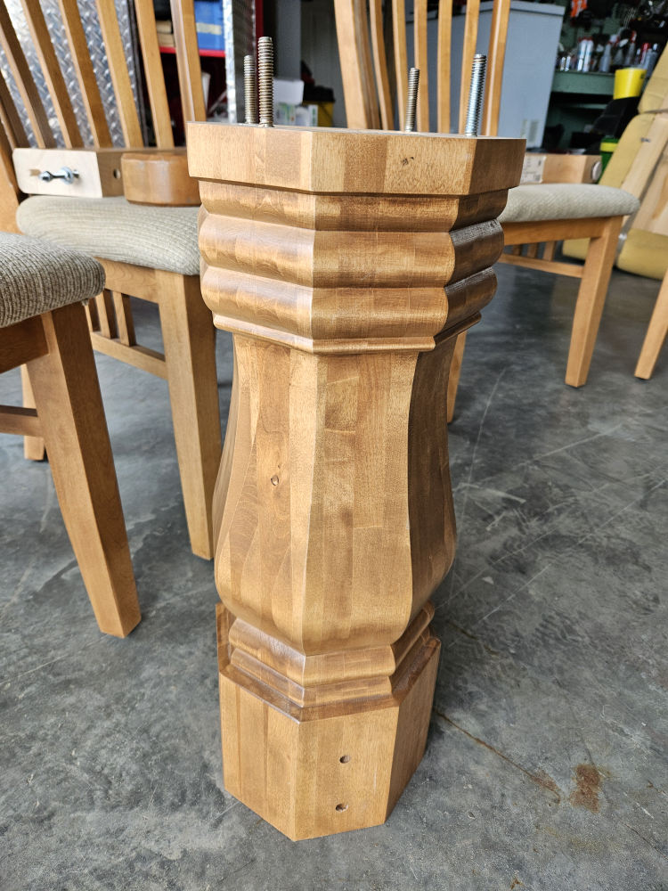 table and chairs - photo 2