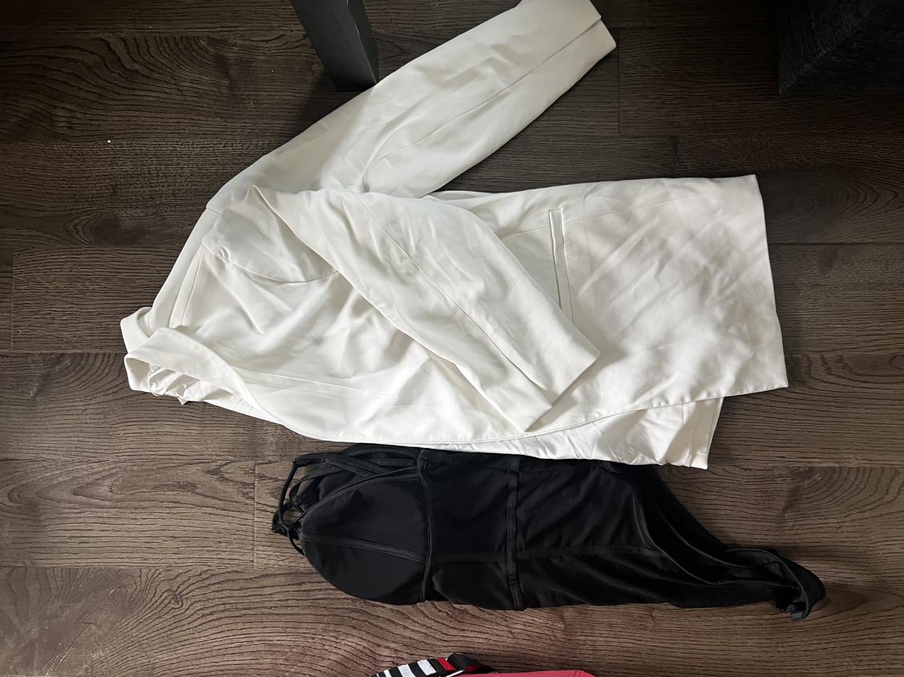 Shawl collar blazer image indicator(6)