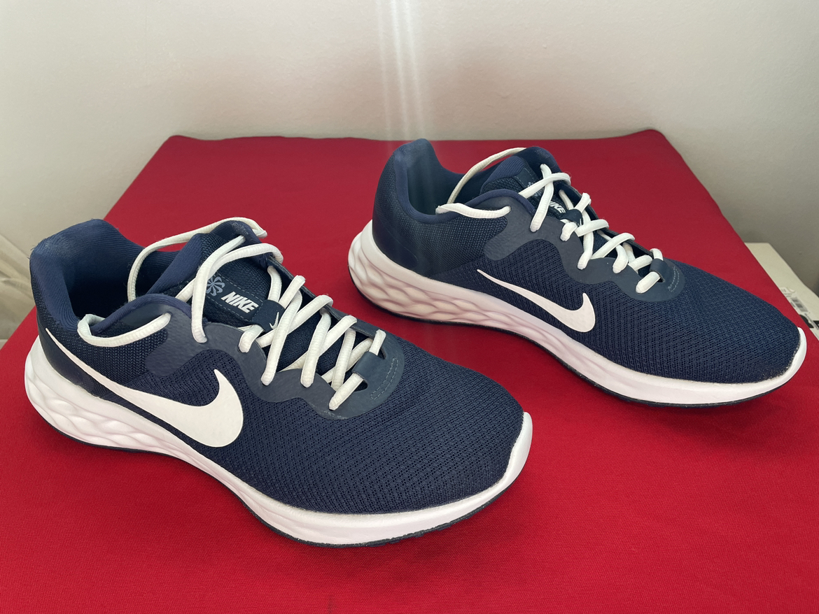 Nike Running Shoes size 9US