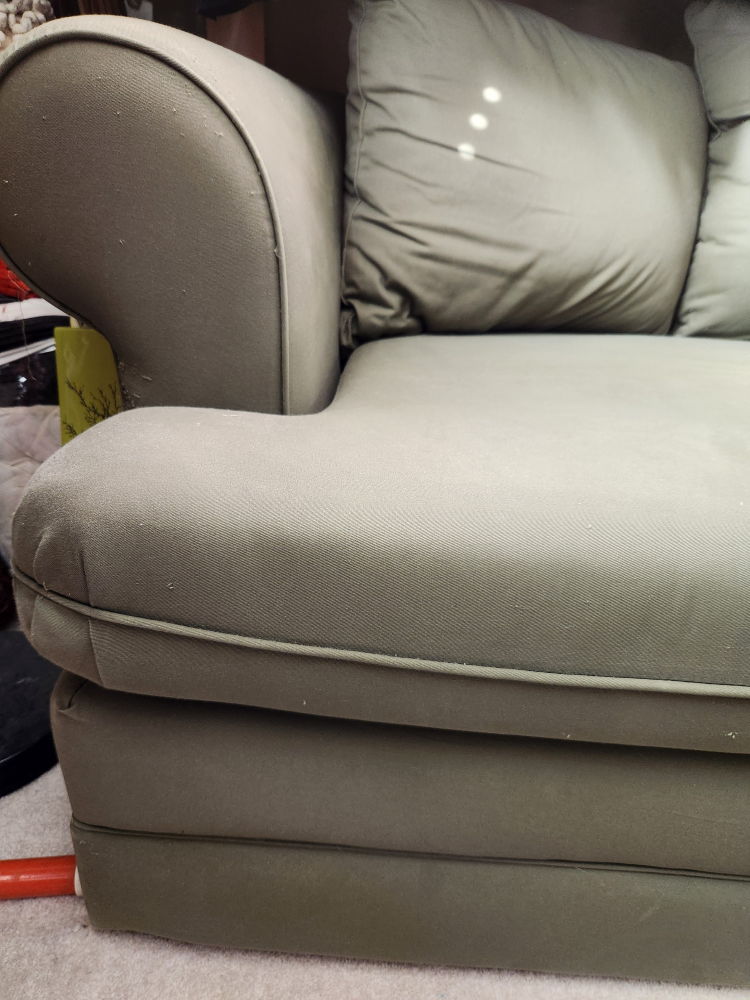 sofa - photo 4