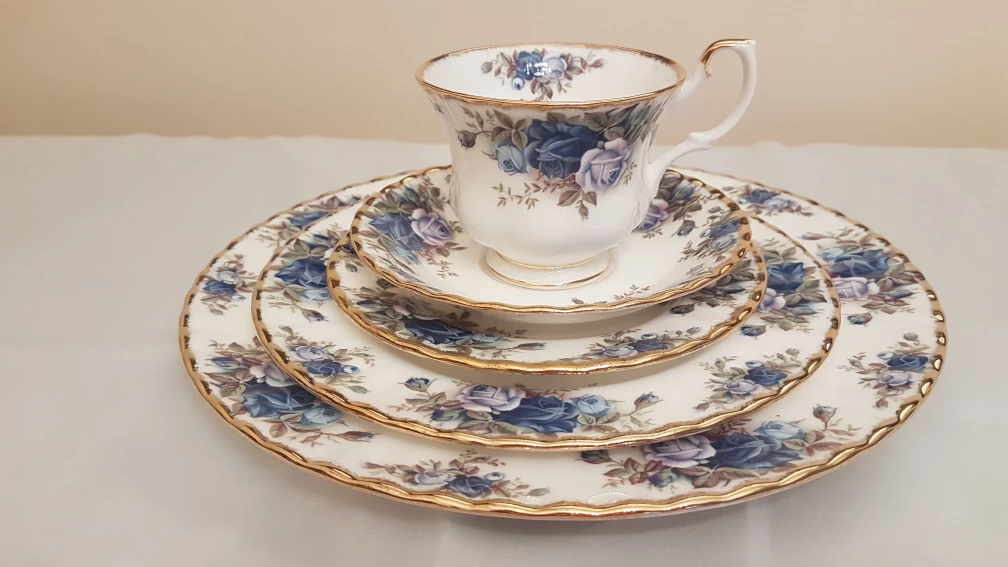 royal Albert bone china Enland