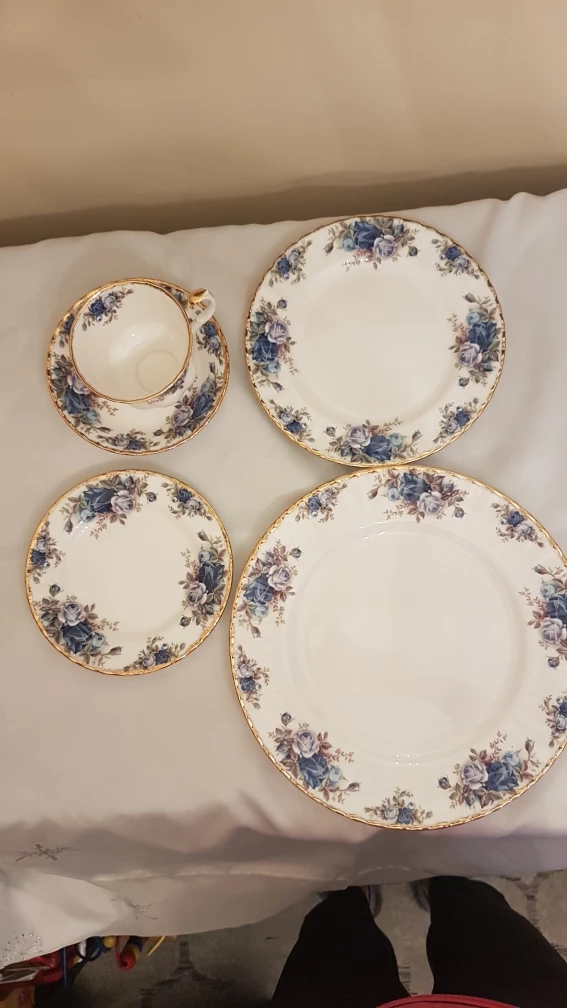 royal Albert bone china Enland - photo 3
