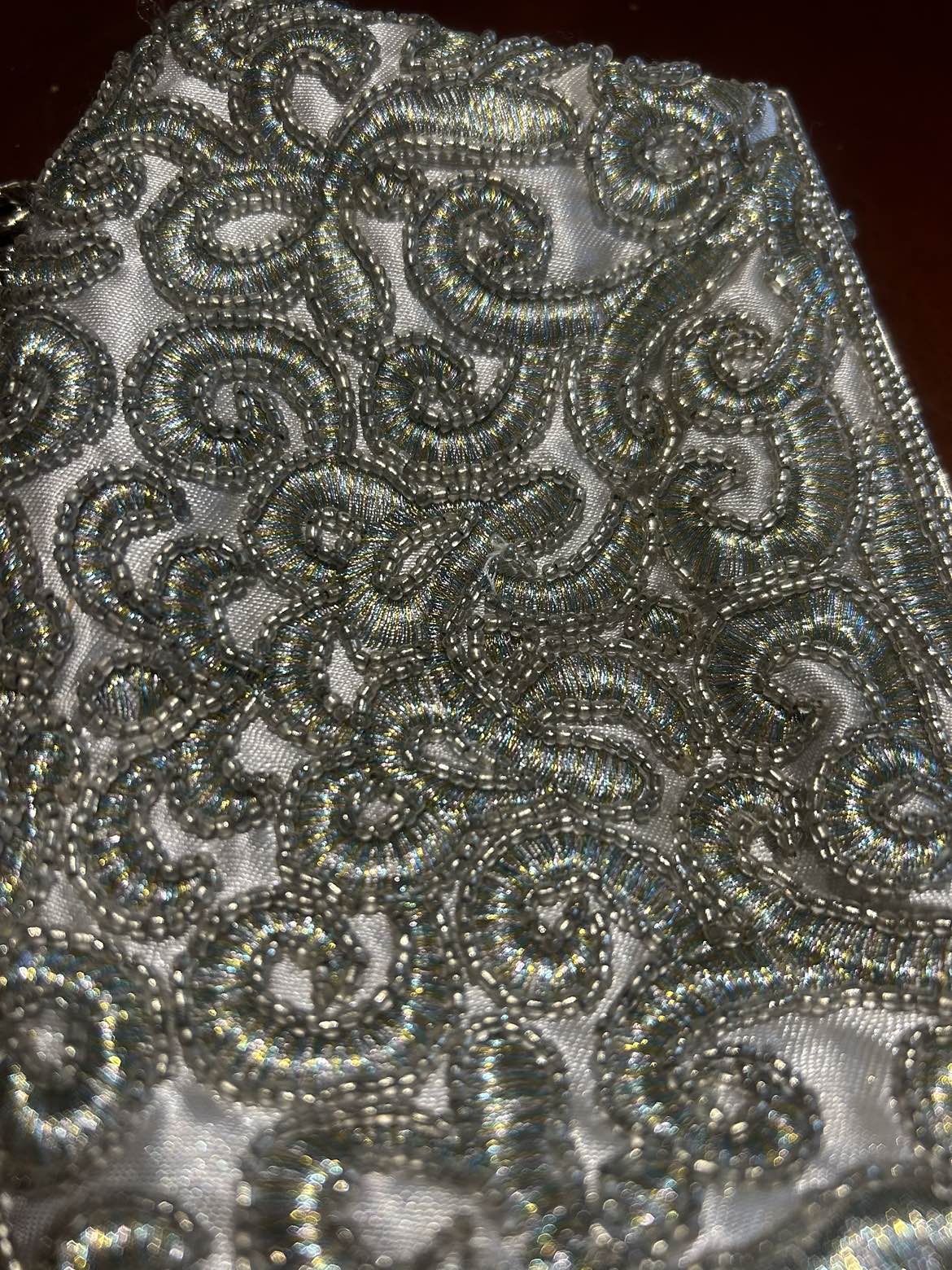 #Freecycle Beaded Vintage purse with Silver Chain image indicator(2)