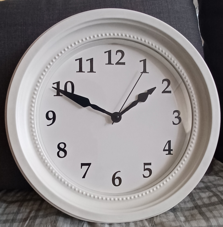 Ikea Sondrum Wall Clock, White thumbnail
