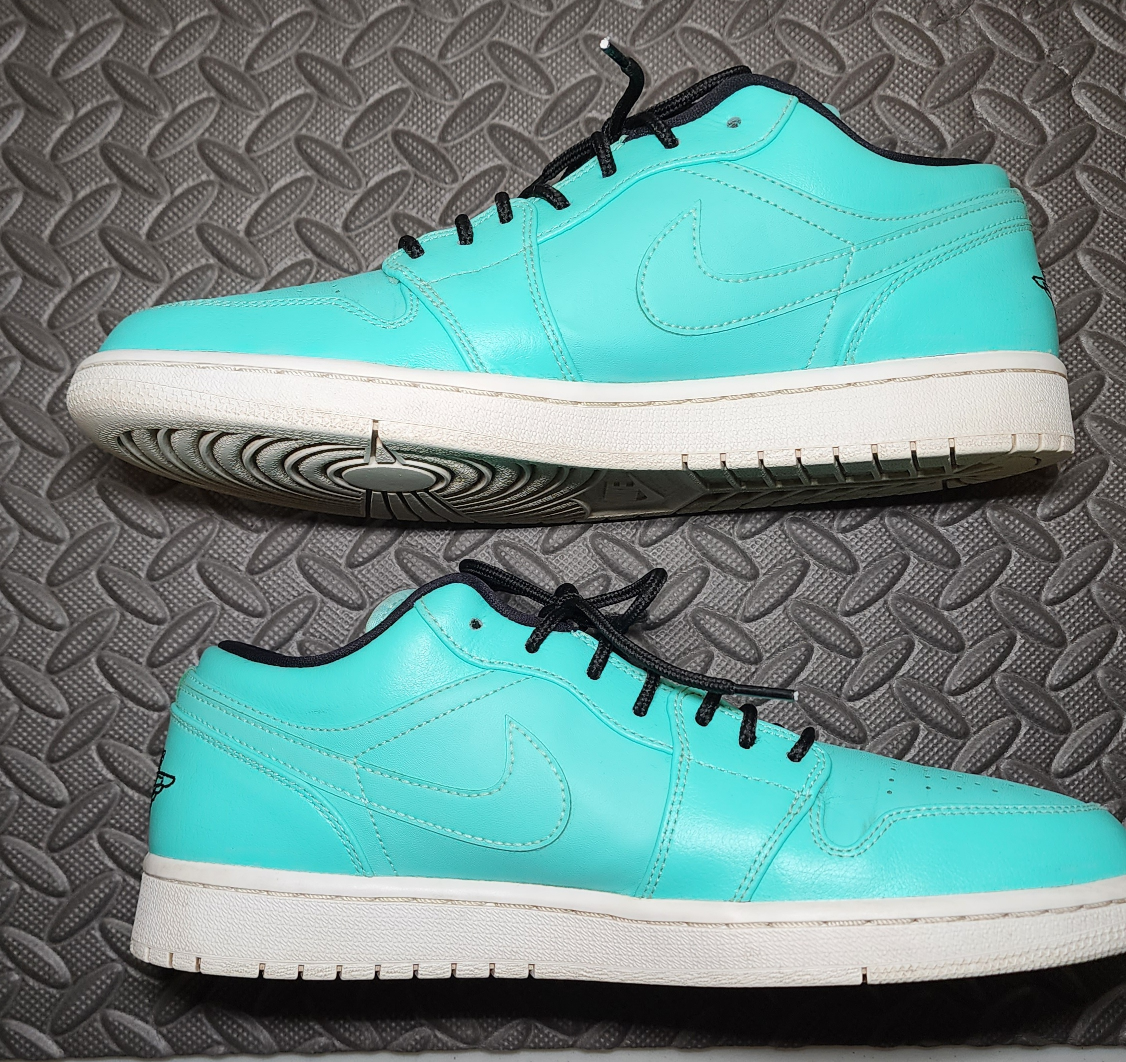 Jordan 1 Retro Low Hyper Turquoise Authentic Collectible - photo 5