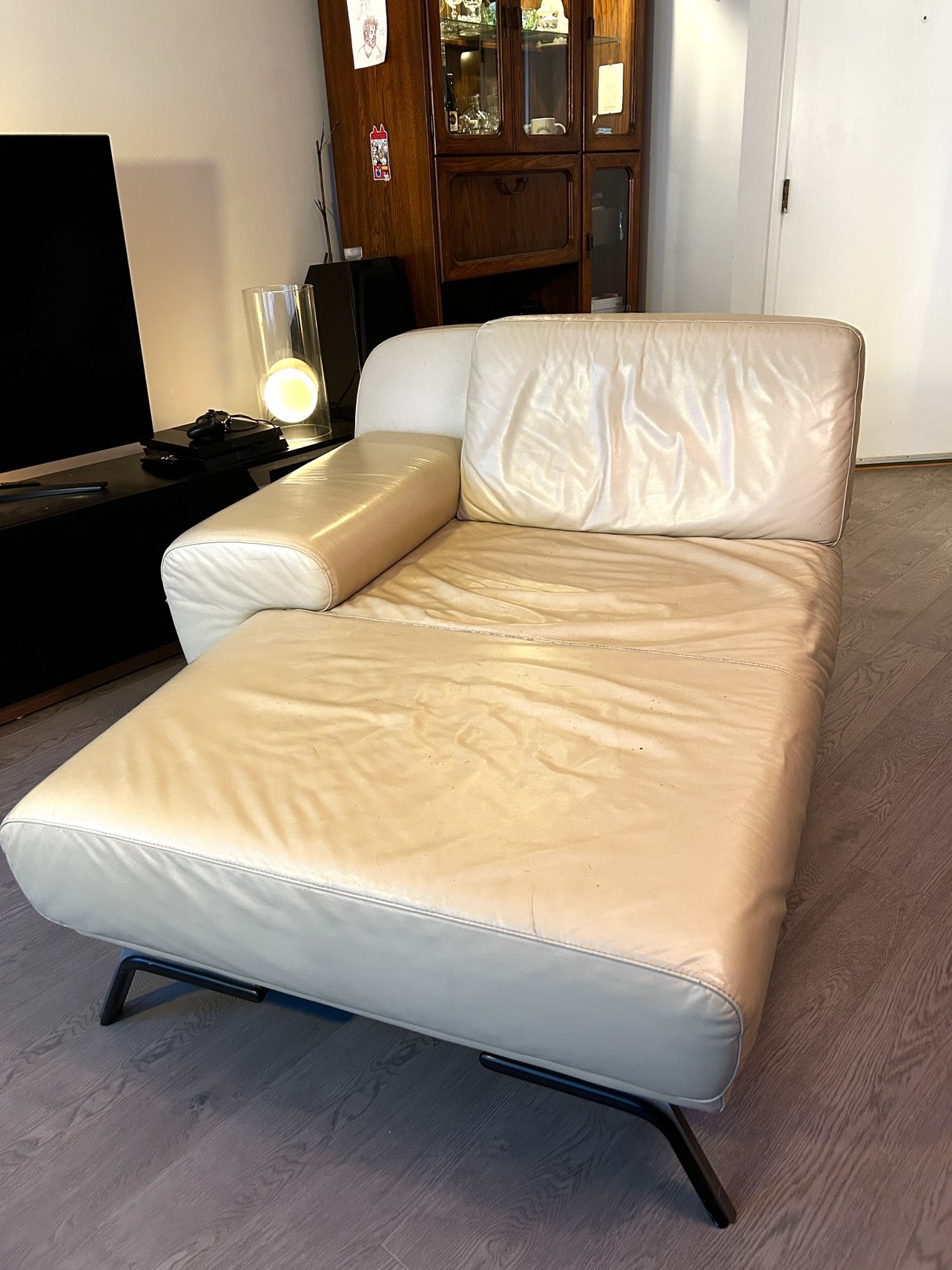 Natuzzi genuine leather chaise lounge thumbnail