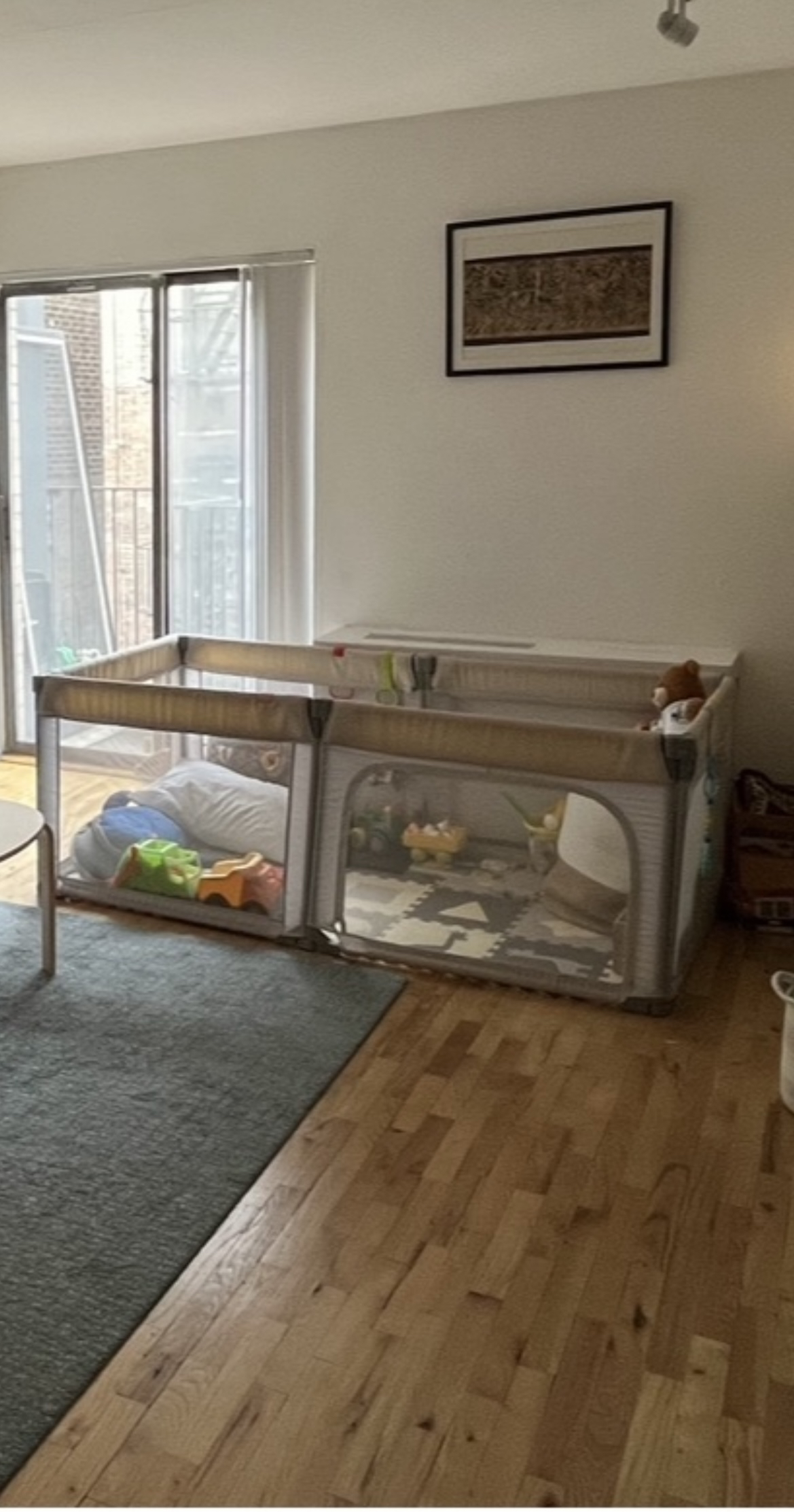 Baby/toddler foldable playpen - photo 2