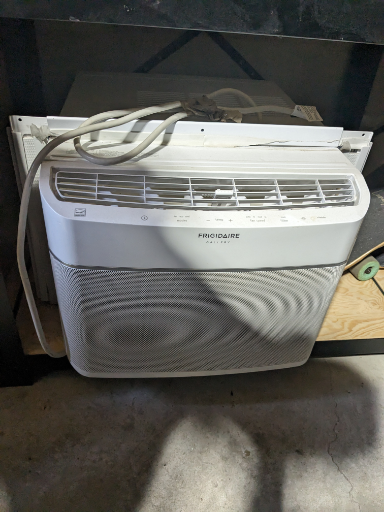 Frigidaire Window Unit thumbnail
